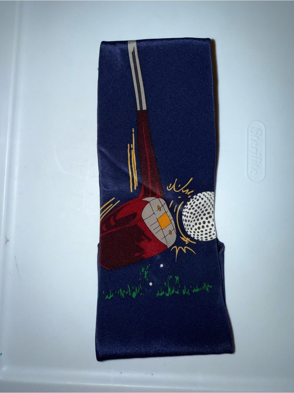 Golf tie